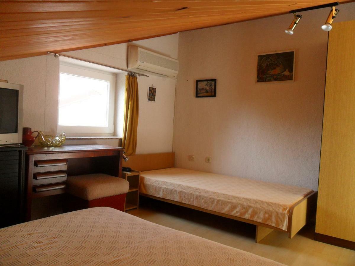 Apartments Simpa Njivice Eksteriør billede